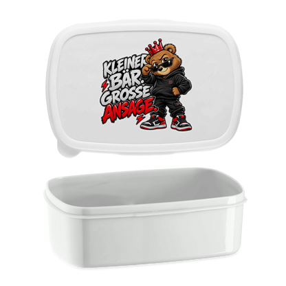 JA Ansage – Lunchbox in Weiß, Aufdruck: Lässiger Bär mit Krone: „Kleiner Bär. Große Ansage.“