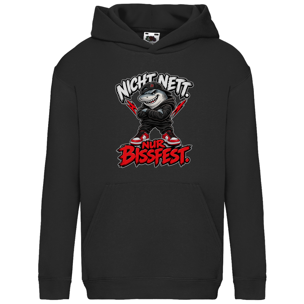 JA Bissfest – Kinder-Hoodie in Schwarz, Vorderansicht, Frontdruck: Hai mit Cap: „Nicht nett. Nur bissfest.“ – starkes Kindermotiv