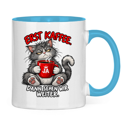 JA Erst Kaffee – Tasse in Hellblau, Rückansicht, ebenfalls bedruckt