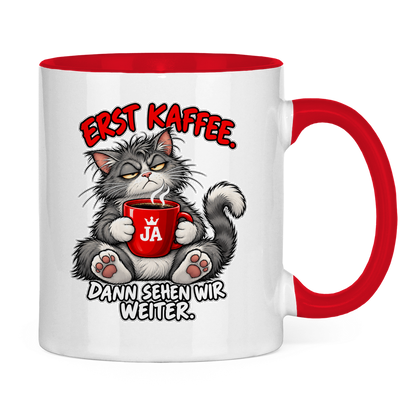 JA Erst Kaffee – Tasse in Rot, Rückansicht, ebenfalls bedruckt