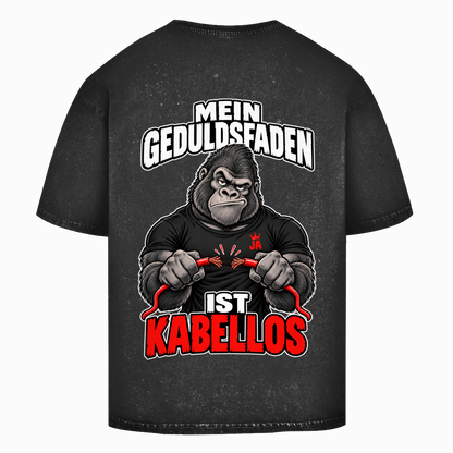 JA Geduldsfaden kabellos – Oversize-Washed-Shirt in Schwarz, Rückansicht, Rückendruck: Gorilla mit durchgerissenem Kabel: „Mein Geduldsfaden ist kabellos.“
