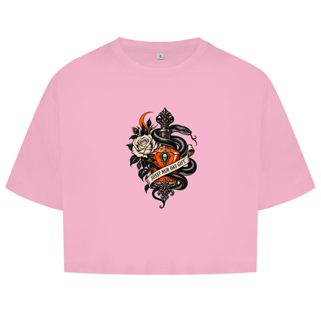 JA Giftkuss – Damen-Crop-Top in Hellrosa, Vorderansicht, Frontdruck: Gothic-Motiv mit Schlange, Rose und Giftflakon: „Süß? Nur das Gift.“