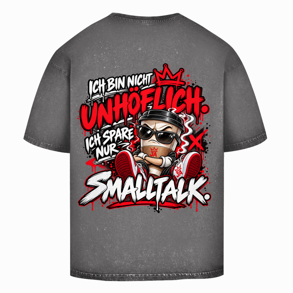JA Ich spare nur Smalltalk – Oversize-Washed-Shirt in Asphaltgrau, Rückansicht, Rückendruck: Kaffeebecher mit Sonnenbrille: „Ich bin nicht unhöflich. Ich spare nur Smalltalk.“