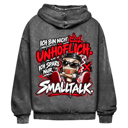 JA Ich spare nur Smalltalk – Oversize-Washed-Hoodie in Schwarz, Rückansicht, Rückendruck: Kaffeebecher mit Sonnenbrille: „Ich bin nicht unhöflich. Ich spare nur Smalltalk.“