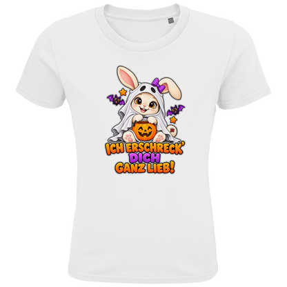 JA Kuschelspuk – Kinder-T-Shirt in Weiß, Vorderansicht, Frontdruck: Häschen im Gespensterkostüm: „Ich erschreck dich ganz lieb!“