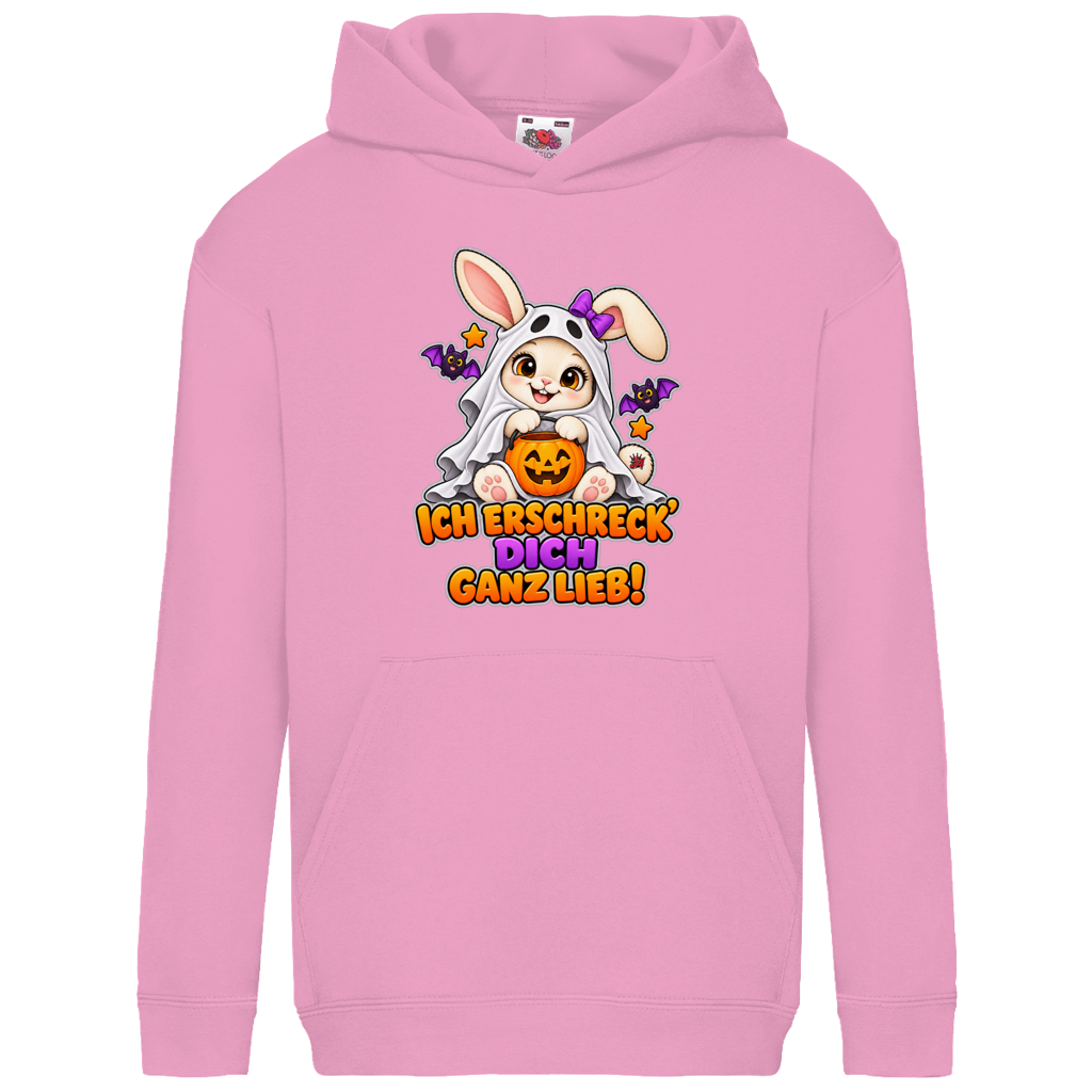 JA Kuschelspuk – Kinder-Hoodie in Hellrosa, Vorderansicht, Frontdruck: Häschen im Gespensterkostüm: „Ich erschreck dich ganz lieb!“
