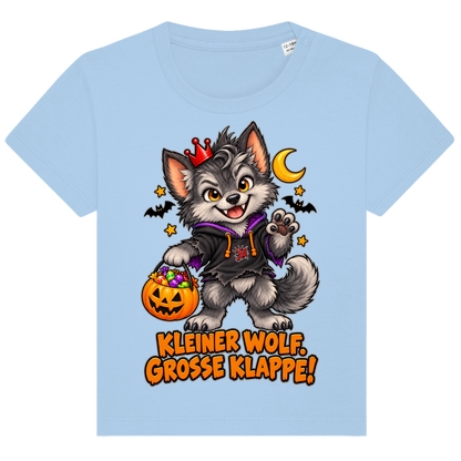 JA Klappenwolf – Baby-T-Shirt in Blau, Vorderansicht, Frontdruck: Werwolf-Welpe mit Krone: „Kleiner Wolf. Große Klappe!“