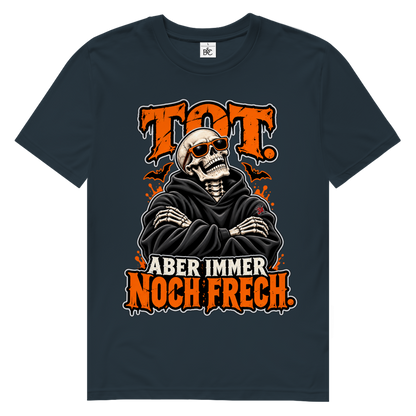 JA Knochenfrech – Herren-Bio-T-Shirt in Dunkelgrau, Vorderansicht, Frontdruck: Skelett mit Sonnenbrille: „Tot. Aber immer noch frech.“ in Orange