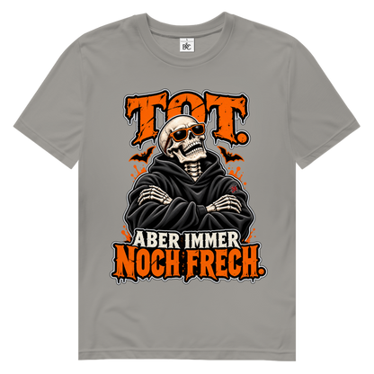 JA Knochenfrech – Herren-Bio-T-Shirt in Hellgrau, Vorderansicht, Frontdruck: Skelett mit Sonnenbrille: „Tot. Aber immer noch frech.“ in Orange