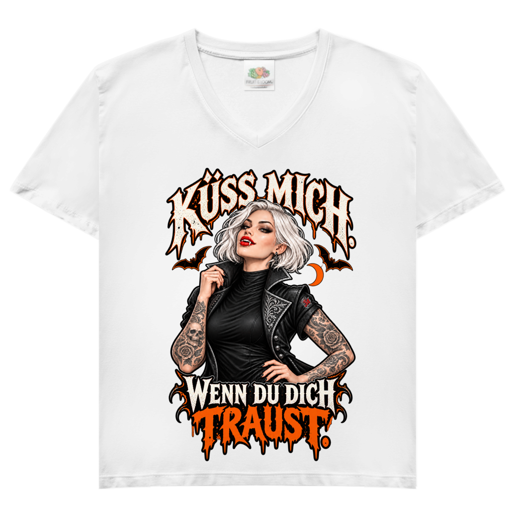 JA Kussbiss – Damen-V-Neck-Shirt in Weiß, Vorderansicht, Frontdruck: Vampirin mit Tattoos und Spruch „Küss mich. Wenn du dich traust.“