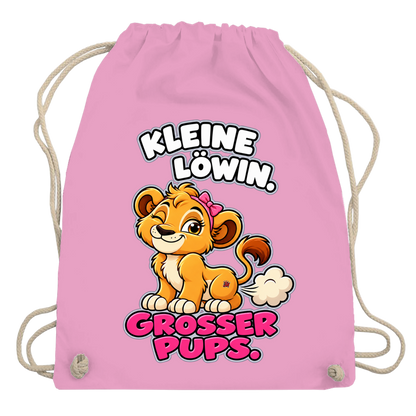 JA Pupsprinzessin – Turnbeutel in Rosa, Aufdruck: Lustige Löwin mit Schleife: „Kleine Löwin. Großer Pups.“