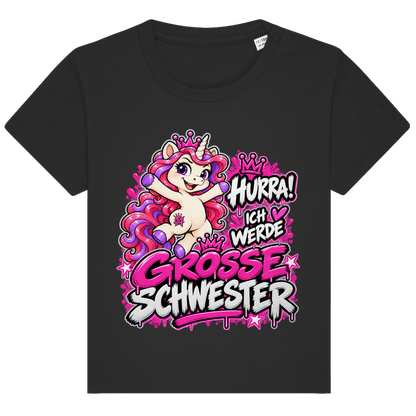 JA Große Schwester Einhorn – Baby-T-Shirt in Schwarz, Vorderansicht, Frontdruck: Einhorn Juna: „Hurra! Ich werde große Schwester“ – Geschenk zur Baby-Ankündigung
