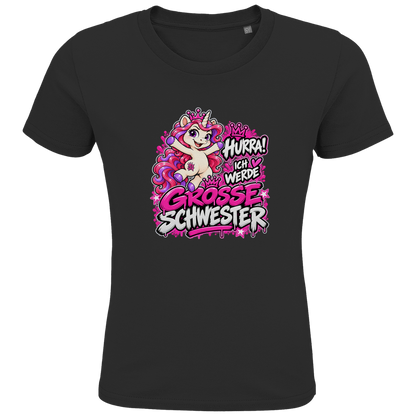 JA Große Schwester Einhorn – Kinder-T-Shirt in Schwarz, Vorderansicht, Frontdruck: Einhorn Juna: „Hurra! Ich werde große Schwester“ – Geschenk zur Baby-Ankündigung