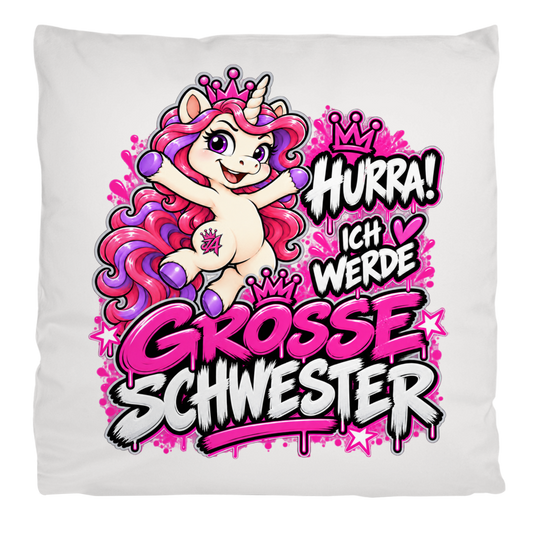 JA Große Schwester Einhorn – Flauschkissen in Cremeweiß, Aufdruck: Einhorn Juna: „Hurra! Ich werde große Schwester“ – Geschenk zur Baby-Ankündigung