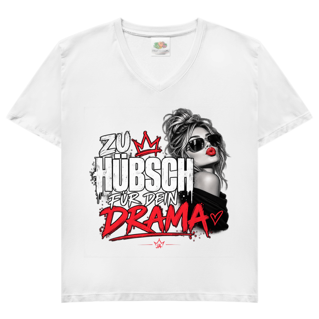 JA Zu hübsch für dein Drama – Damen-V-Neck-Shirt in Weiß, Vorderansicht, Frontdruck: Frau mit Sonnenbrille und rotem Kussmund: „Zu hübsch für dein Drama“
