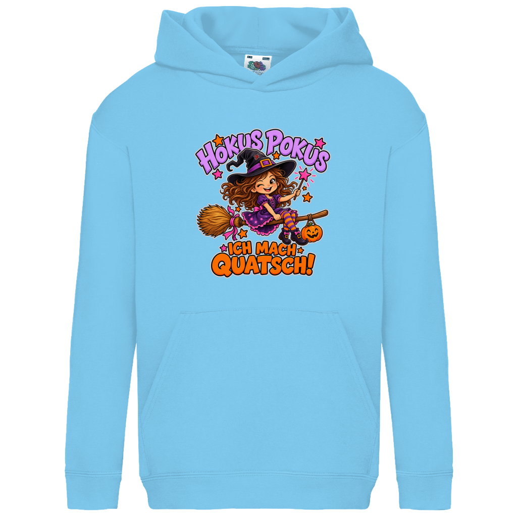 JA Quatschhexe – Kinder-Hoodie in Himmelblau, Vorderansicht, Frontdruck: Kleine Hexe auf dem Besen: „Hokus Pokus – ich mach Quatsch!“