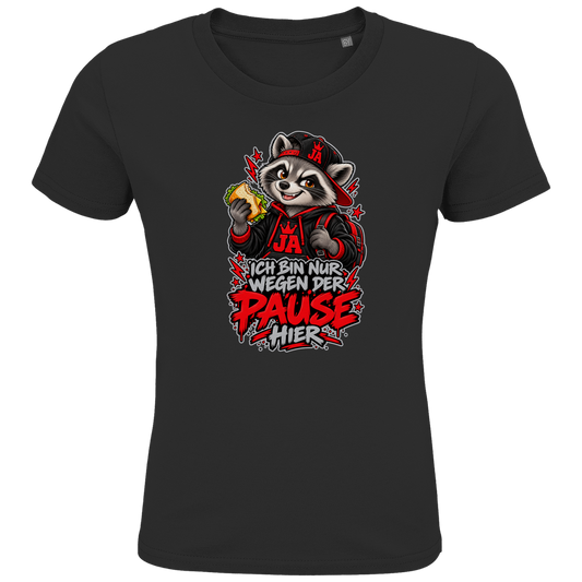 JA Pausen-Waschbär Rot – Kinder-T-Shirt in Schwarz, Vorderansicht, Frontdruck: Waschbär mit Pausenbrot in Rot: „Ich bin nur wegen der Pause hier“