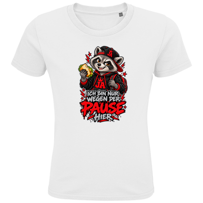 JA Pausen-Waschbär Rot – Kinder-T-Shirt in Weiß, Vorderansicht, Frontdruck: Waschbär mit Pausenbrot in Rot: „Ich bin nur wegen der Pause hier“