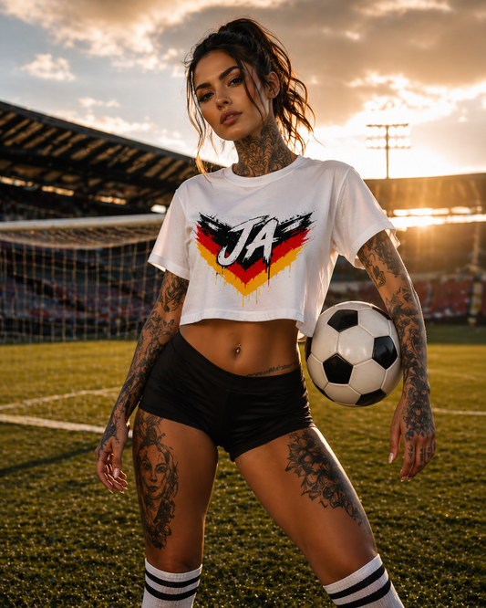 JA Germany Cropped Tee Damen – Fußball WM Edition